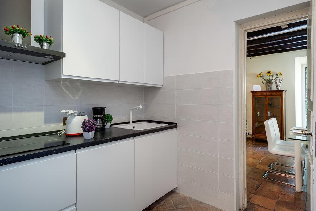 Bmga L Magic Tiber 2Bdr Close To Piazza Navona Rome Exterior photo